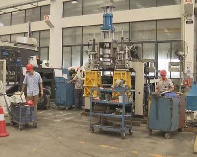 砥礪奮進(jìn)的五年 機(jī)械裝備制造業(yè)“擴(kuò)容”，年產(chǎn)值增速實(shí)現(xiàn)雙位數(shù)